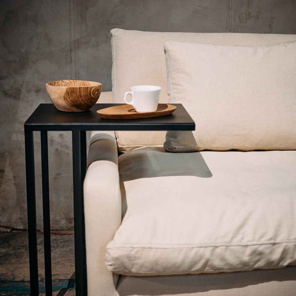 Mesa Lateral Cabildo Fierro