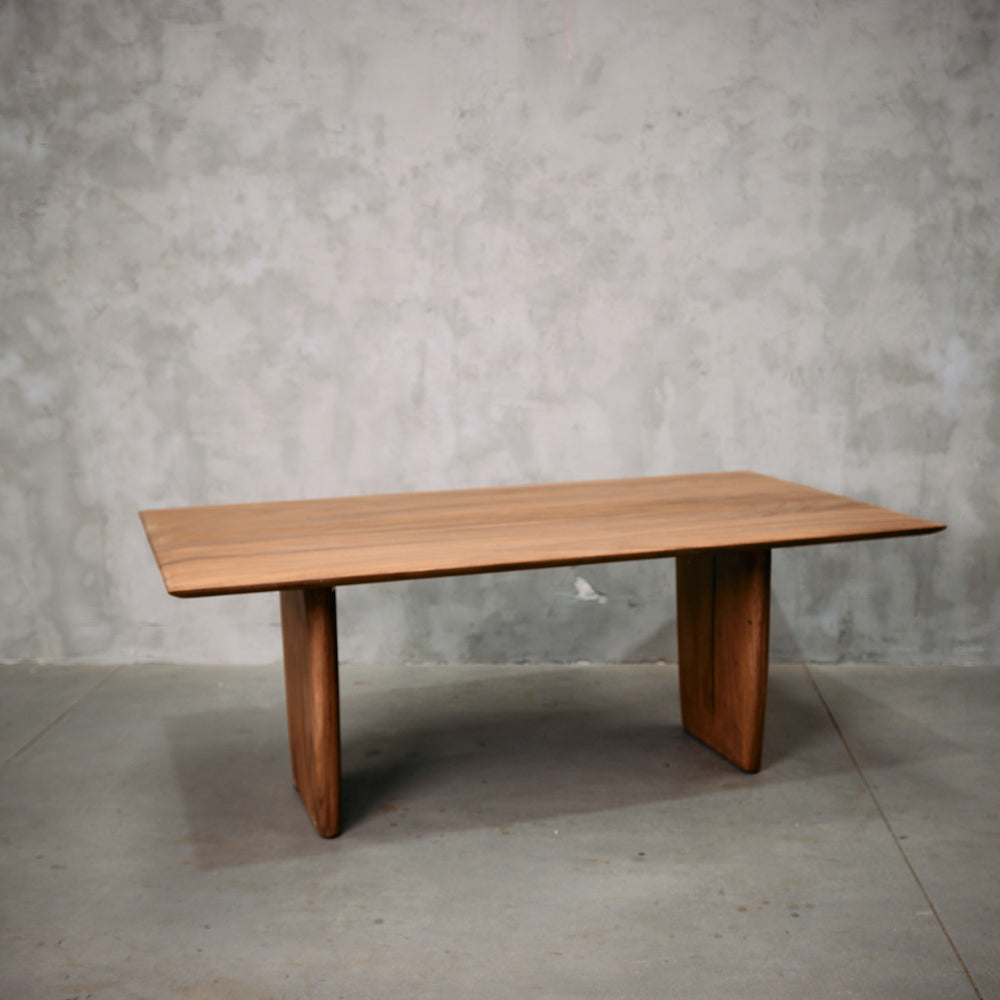 Mesa de Comedor Tierra 200