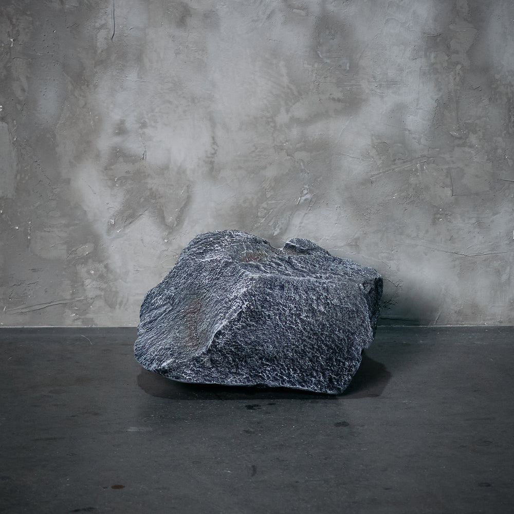 Piedra Gris Oscura XIII