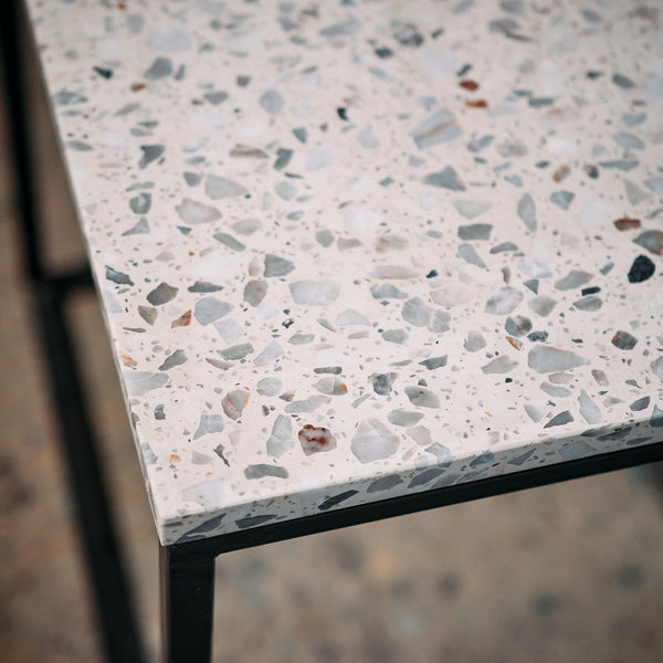 Mesa Lateral Mármol Terrazo S