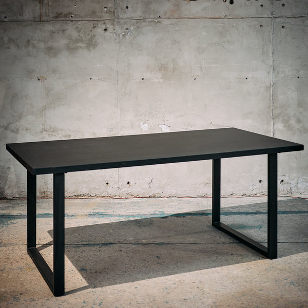 Mesa Comedor Zócalo Roble 180 Negro