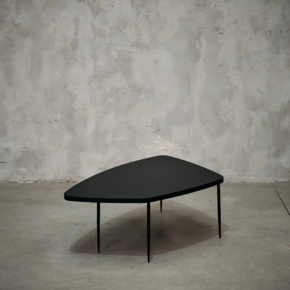 Mesa de Centro Clemente Negra 95 X 60